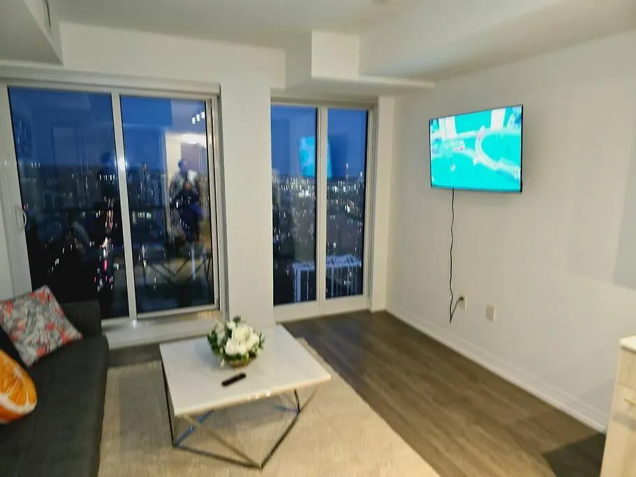 Stylish Luxe Apartment 1 Bedrom With Sofa Bed Toronto Canada